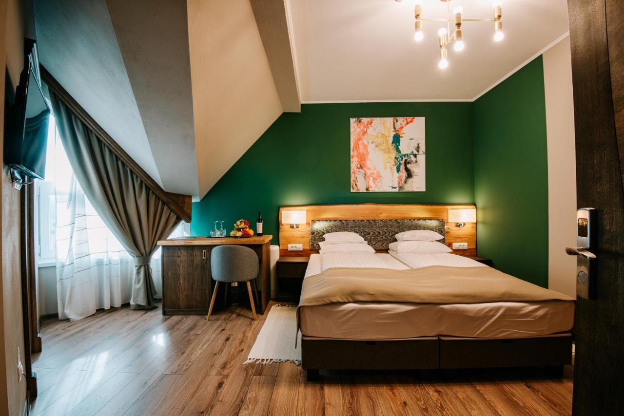 Panorama Boutique Hotel Sfântu-Gheorghe Exteriör bild