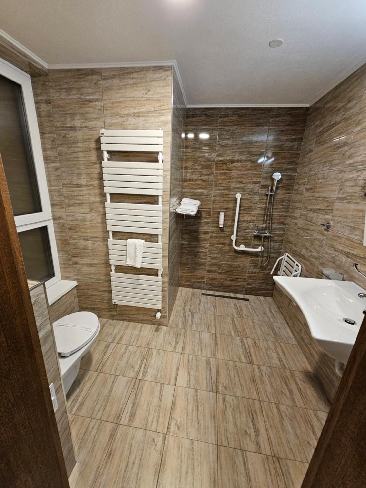 Panorama Boutique Hotel Sfântu-Gheorghe Exteriör bild