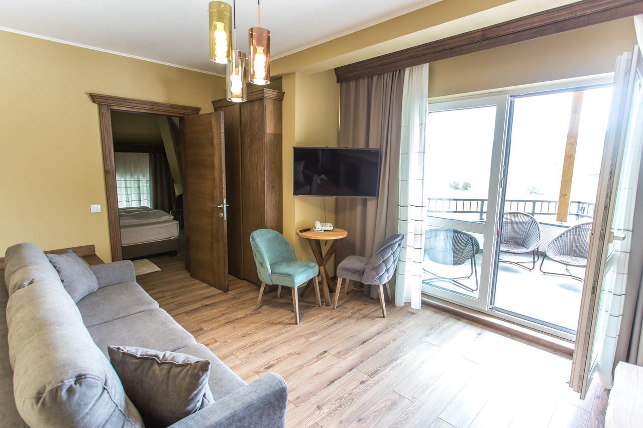 Panorama Boutique Hotel Sfântu-Gheorghe Exteriör bild
