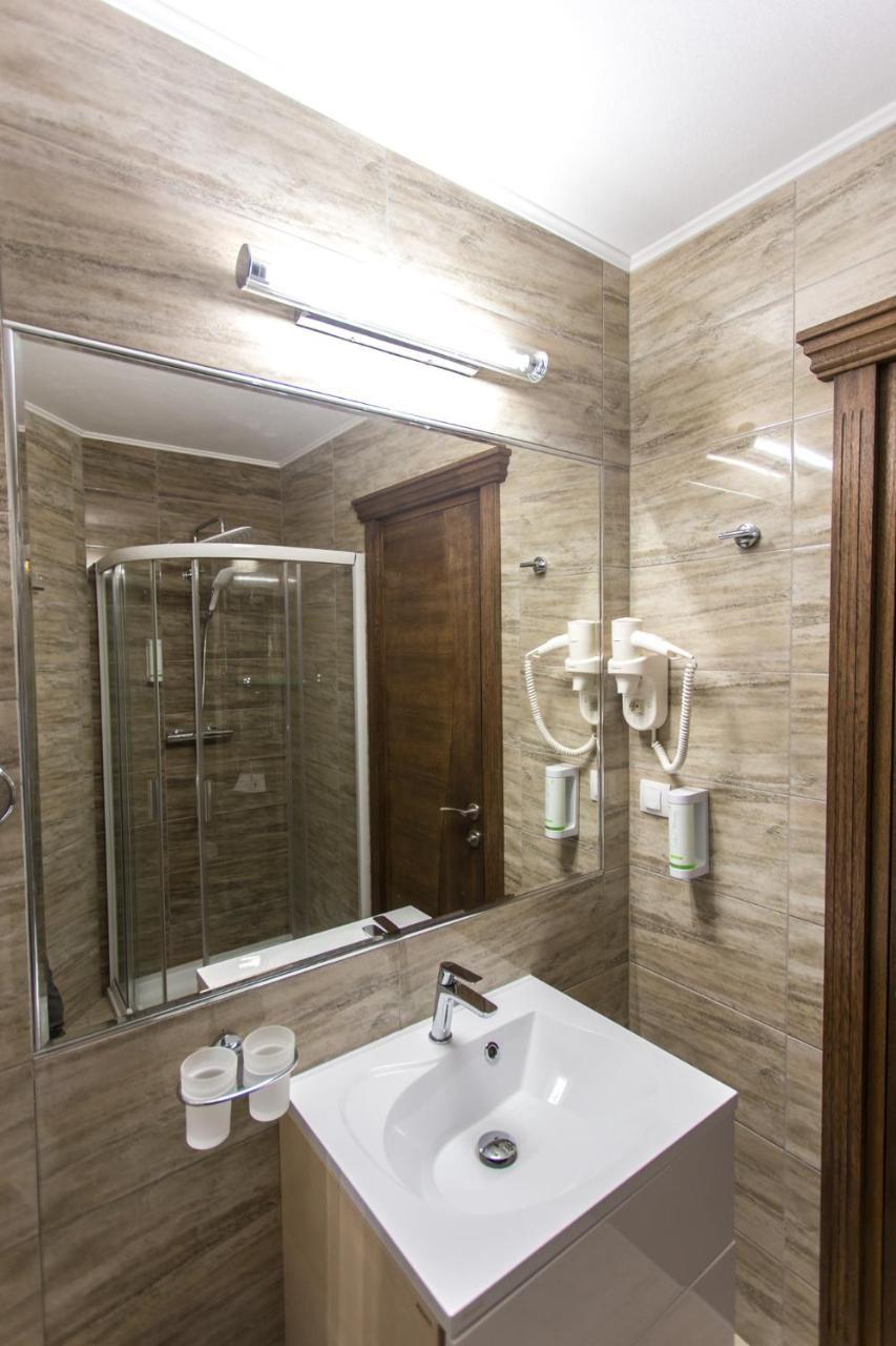Panorama Boutique Hotel Sfântu-Gheorghe Exteriör bild
