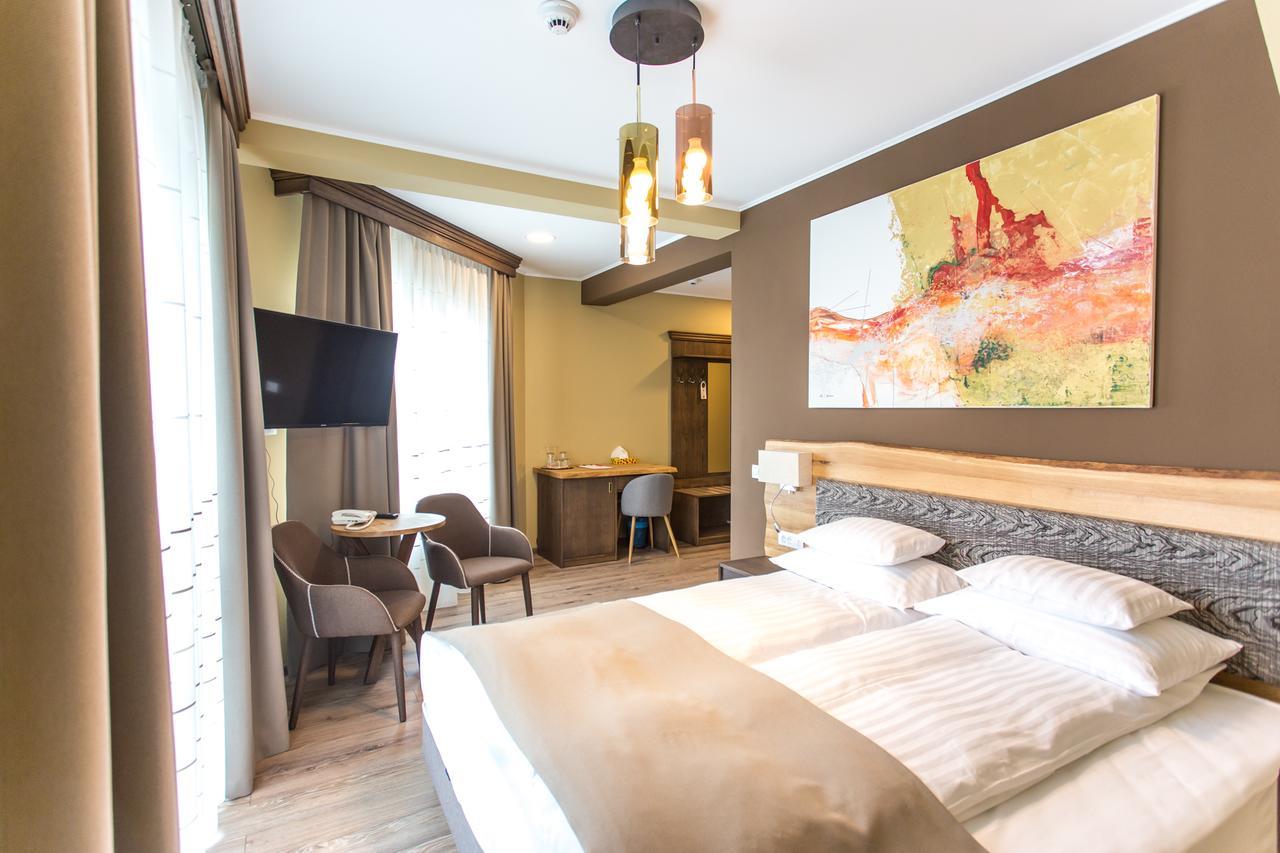 Panorama Boutique Hotel Sfântu-Gheorghe Exteriör bild