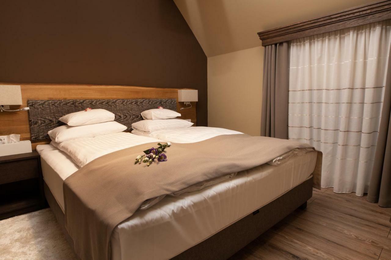 Panorama Boutique Hotel Sfântu-Gheorghe Exteriör bild
